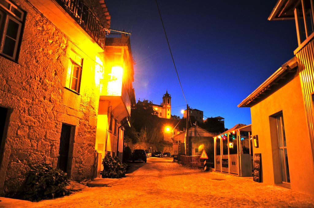 Bed and Breakfast Plano5 - Robust Design Lagares da Beira Экстерьер фото
