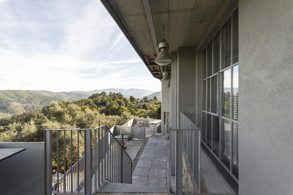 Bed and Breakfast Plano5 - Robust Design Lagares da Beira Экстерьер фото